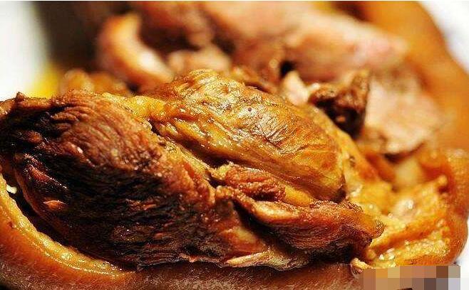 何小胖鹵肉培訓(xùn)學(xué)員成品展示3